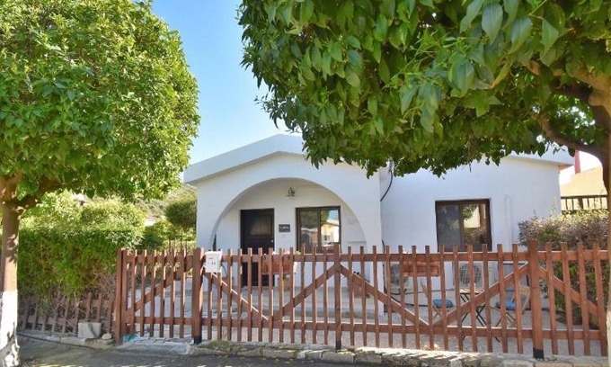Pissouri Villa | Bay Cottage Beautiful cosy luxury cottage - Beach area