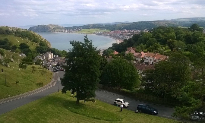 Llandudno Cottage | Bay View Terrace, Llandudno - quiet & spacious cottage, stunning views & WIFI