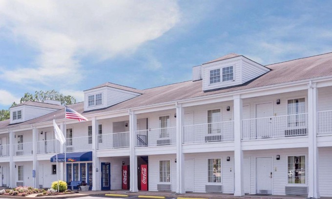 Albany Hotel | Baymont by Wyndham Albany at Albany Mall