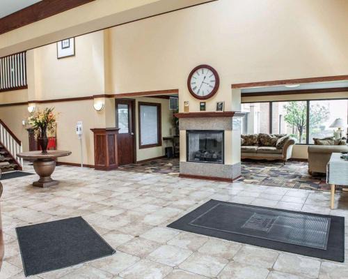 Greenfield Hotel | Baymont by Wyndham Greenfield