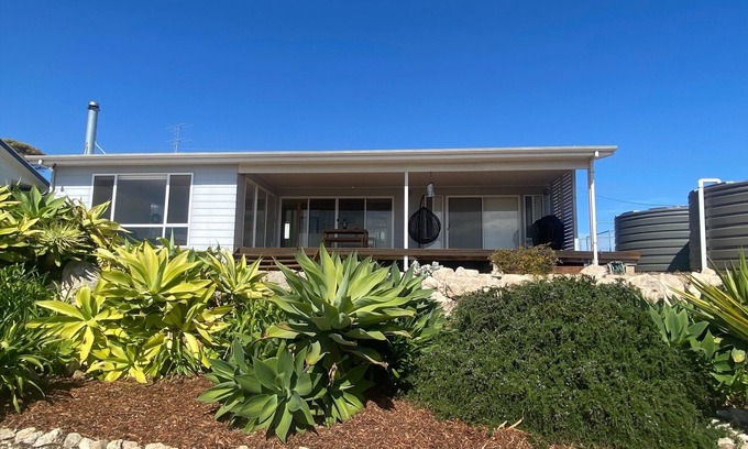 Para Wurlie House | Bayview Bliss - Beautiful sea views! close to playground and beach!