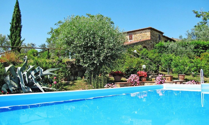 San Pietro in Bossolo House | Beautiful private villa with private pool, WIFI, TV, patio, pets allowed, panoramic view and par.