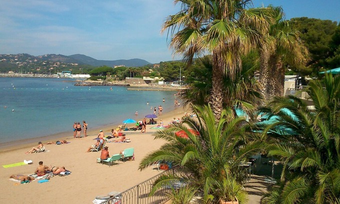 Les Issambres Apartment | Beach 350m, walks and hikes, sea view, apartment + covered terrace