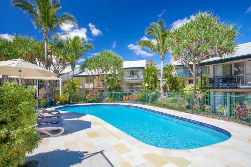 Sunrise Beach Resort | Beach Breakers Resort