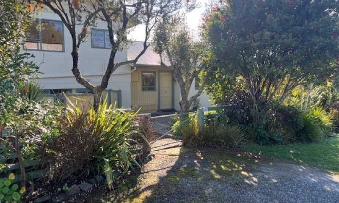 Charleston House | Beach Bush Mountain & River DelightnConstant Bay Charleston