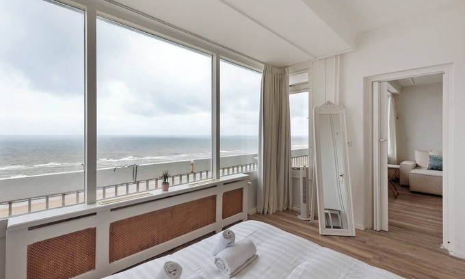 Zandvoort Apartment | Beach Dreams apartment for 2 with sea sight