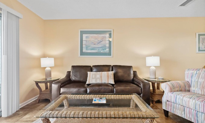 Bahama Beach Condo | Beach Escape Condo | Pet-Friendly, Walk to Beach & Local Favorites