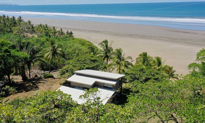Playa San Miguel House | Beach Front Paradise!