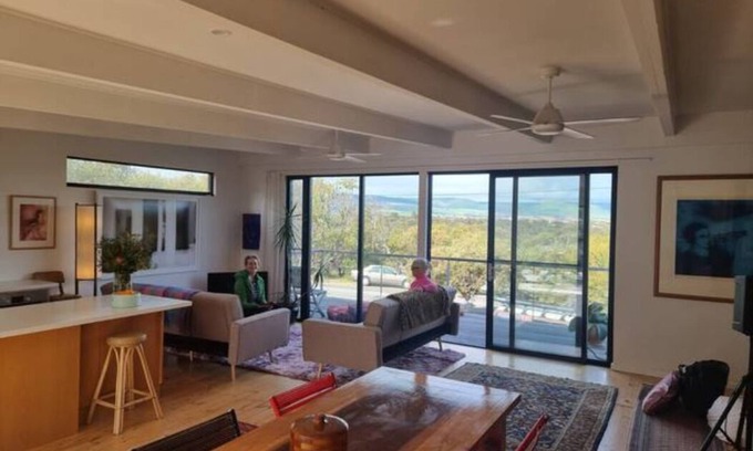 Aldinga Beach Apartment | Beach Hideaway with stunning view