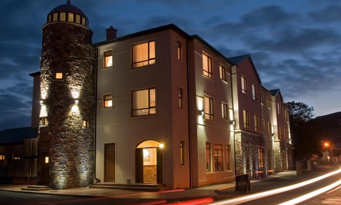 Downings Hotel | Beach Hotel & Restaurant