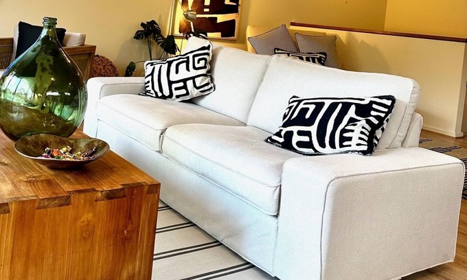 Fleurieu Peninsula House | Beach House- beach front Stylish 4 bedroom house
