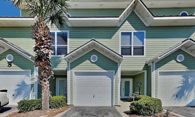Fort Walton Beach - Destin House | Beach Pointe #902 - Ocean Pearl | Near Beach + Pool
