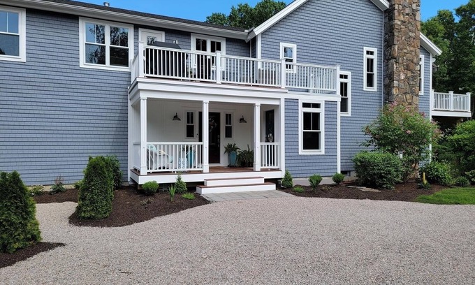 Charlestown House | Beach, Pond, Country? Enjoy all three.