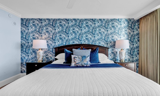 Ash Condo | Beach Vacation at Luxury 4-Diamond Mar Vista w/King Bed, Lazy River, Hot Tubs