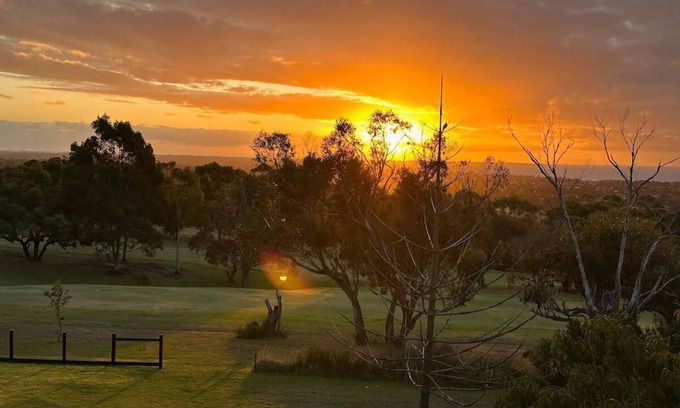 Rosebud House | Beaches/Family Getaway/Amazing views/Golf/Wineries/Hot springs.n nnn