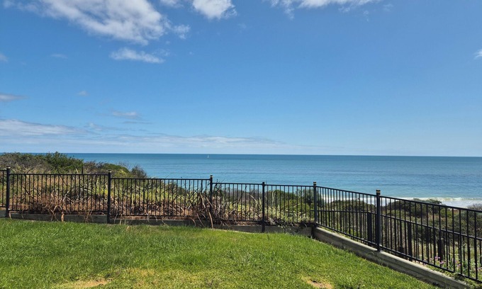 Peppermint Grove Beach House | BEACHFRONT BEACHFRONT BEACHFRONT!