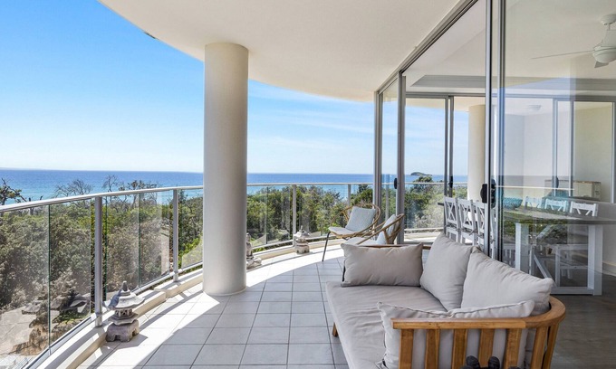 Marcoola Apartment | Beachfront 3-Bed Resort with Stunning Ocean Views