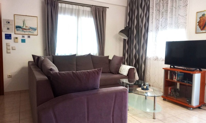 Pefki Apartment | Beachfront Apartment, Oceanis Suite, Tholos Bay Suites