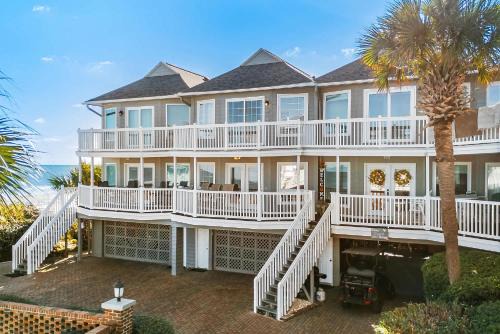 Surfside Beach House | Beachfront Bliss-Admirals Quarters II Oceanfront