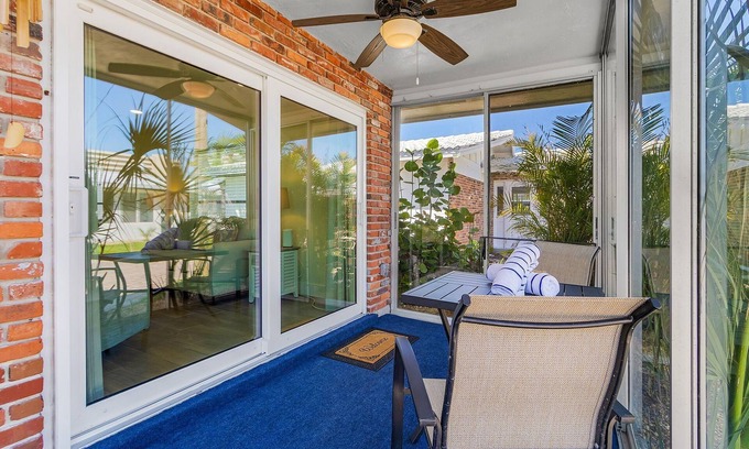 Aloha Kai House | Beachfront Bliss for 4 with Sunroom & Pool Access on Siesta Key - Aloha Kai #34