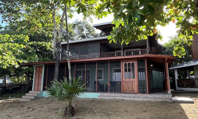 Lawson Rock Villa | BEACHFRONT CASITA Snorkel & explore this amazing reef~ Experience Caribbean Life