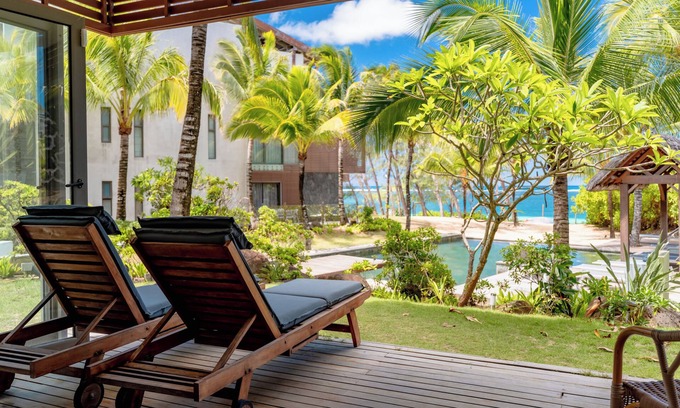 Belle Mare Apartment | Beachfront chic retreat