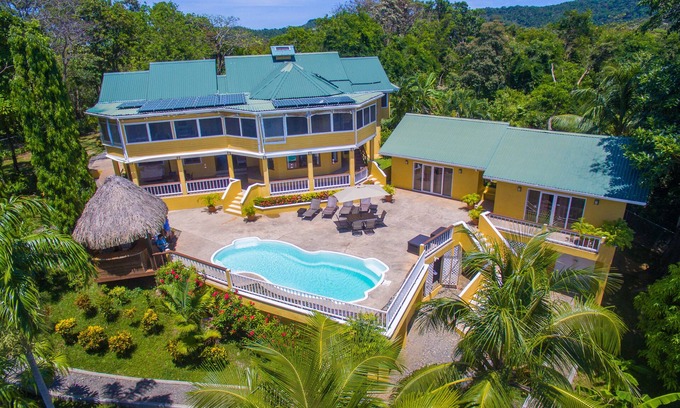 Sandy Bay House | Beachfront home Outside West End w/Pool, Kayaks & Paddleboards