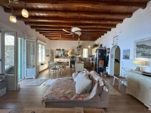 Kipri House | Beachfront House Kipri