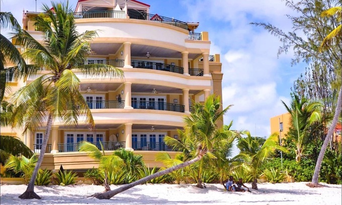 St. Lawrence Gap Apartment | Beachfront Luxury Apartment on Secluded Dover Beach