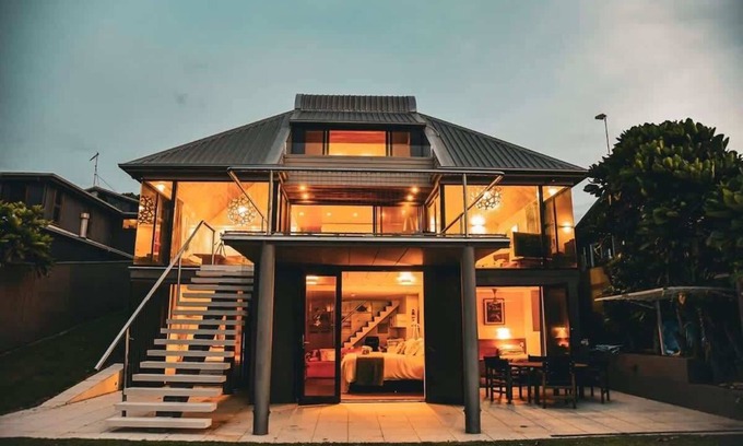 Oakura House | Beachfront Oakura with Stunning Views