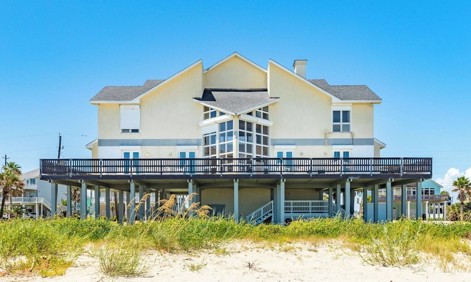 Indian Beach House | Beachfront & Pet Friendly! Great Gulf Views, Walk to the Beach