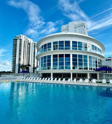 Mid Beach Apartment | Beachfront Property Pool Gym Tennis Miami Beach!