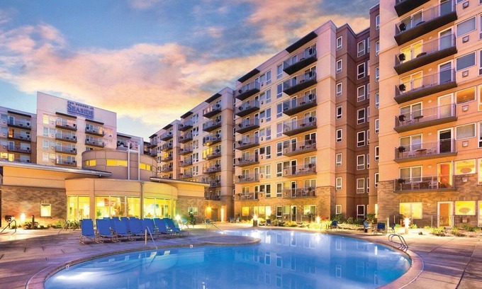 Seaside House | Beachfront Seaside Resort, 2BR Suite + Amenities