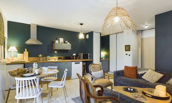 Pleneuf-Val-Andre Apartment | Beachfront Stay – Appartment for 2