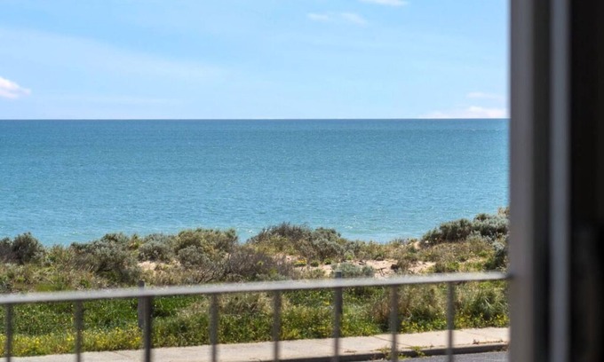 Silver Sands House | Beachside at Silver Sands