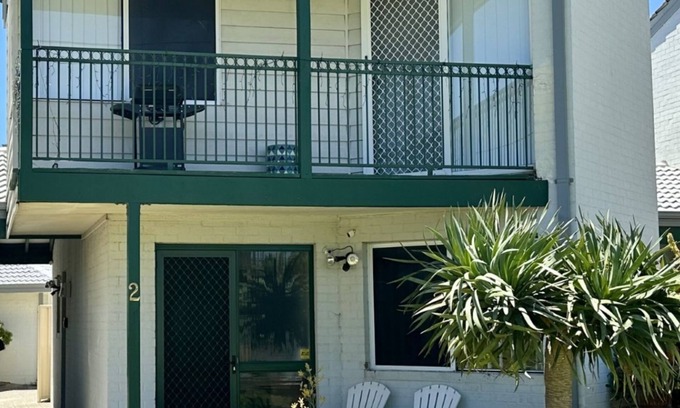 South Bunbury House | Beachside Townhouse - Bunbury