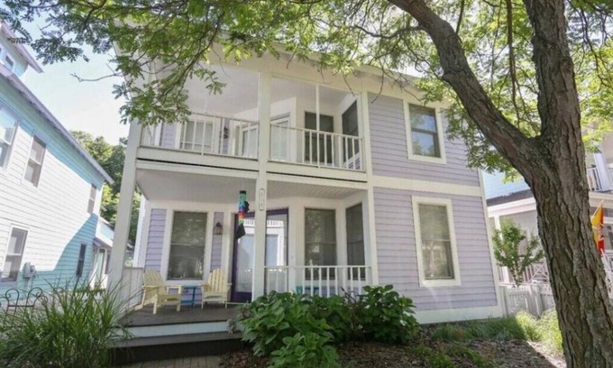 Michigan City House | Beachwalk Michigan City great scrapbooking get way