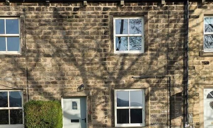 Addingham Cottage | BEACON COTTAGE, pet friendly, luxury holiday cottage in Addingham