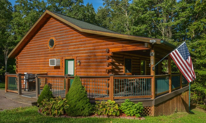 Thayerville House | Bear Paws | Private Hot Tub, Near Amenities