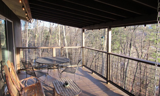 Banner Elk Condo | BEARADISE 3 - Five Min Walk To Downtown Banner Elk