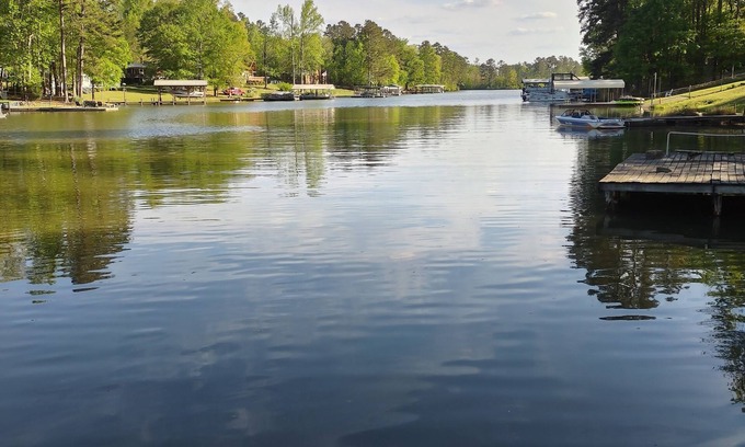 Cross Hill House | Beard Bungalow: Lakefront Home on Lake Greenwood - Cross Hill, SC