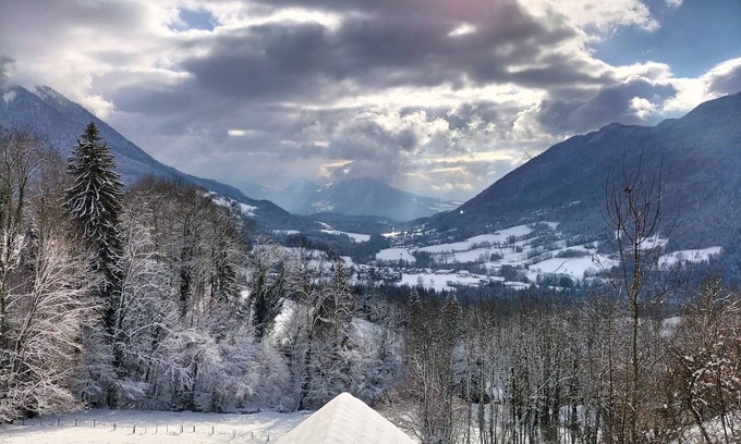 Dingy-Saint-Clair House | Beau Chalet Rénové, Avec vue Imprenable sur les Montagnes