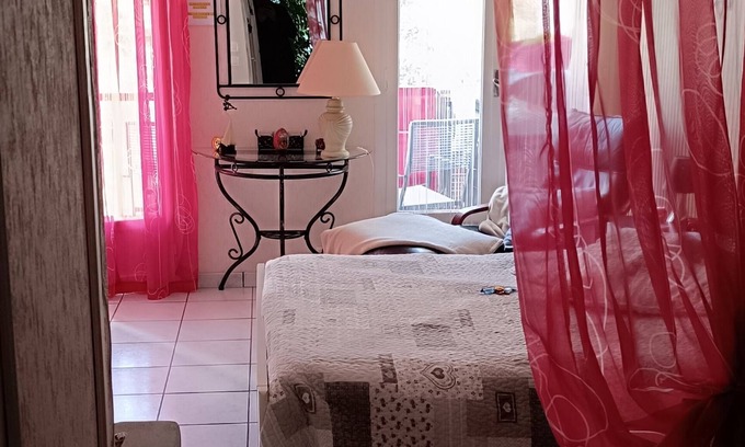 Amelie-les-Bains-Palalda Apartment | Beau F1 Entiérement Rénové Pour Vacances & Séjour