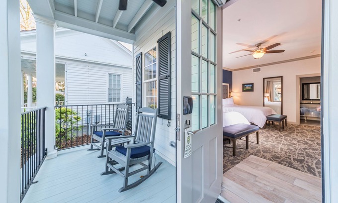 Historic Downtown Hotel | Beaufort Inn