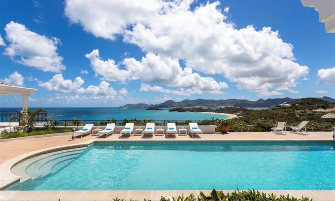 Les Terres Basses Villa | Beaulieu in Terres Basses by Personal Villas - Luxurious Villa on a Hill