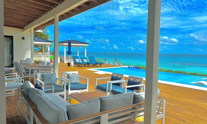 Farmer's Hill House | BeauSoleil Beach House, Luxury Private Ocean Front with Infinity Pool/Hot Tub