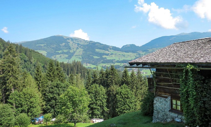 Hollersbach im Pinzgau Villa | Beautiful private villa for 13 guests with WIFI, terrace and parking