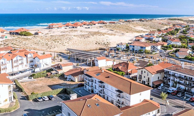 Vieux-Boucau-les-Bains Apartment | Beautiful apartment for 4 guests with WIFI, TV, terrace and parking