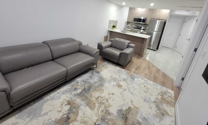 Southwest Edmonton Apartment | Beautiful 1 bedroom basement & living room, Side entrance, AC, Wi-Fi