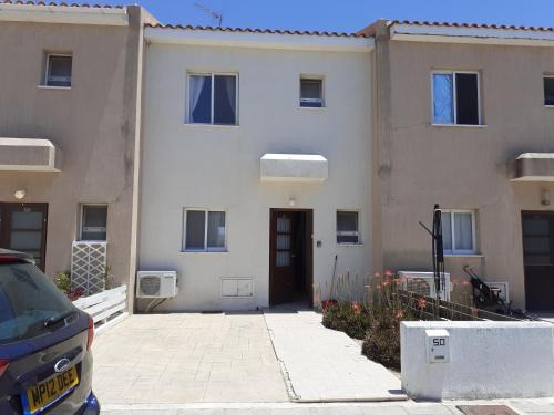 Mandria House | Beautiful 2-Bed House in Mandria paphos